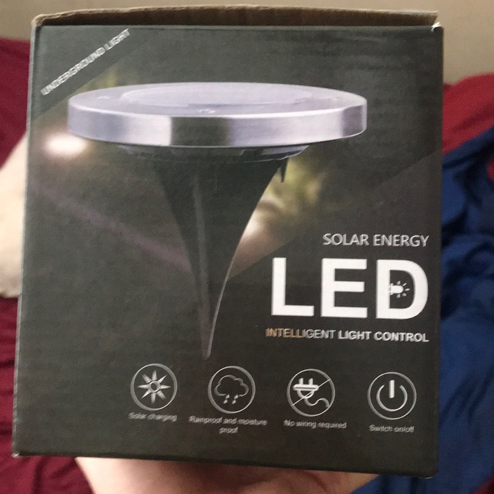 A four pack of solar lights.  SOLD